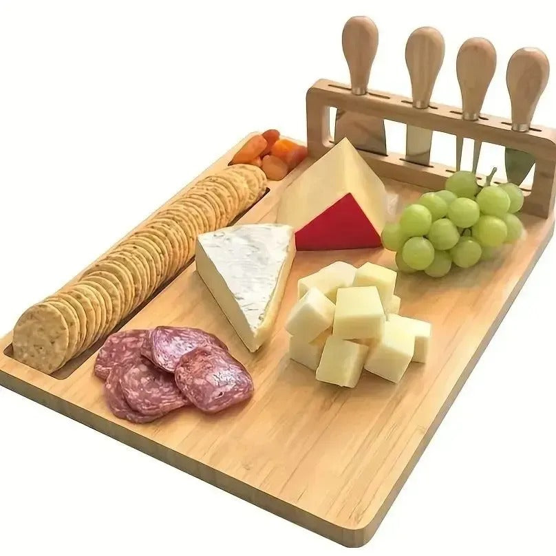 Placă de bambus pentru servirea brânzeturilor și a mezelurilor cu cuțite - set elegant (91720001)
